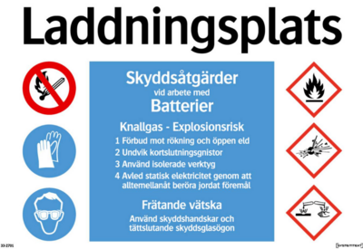 Hinweisschild für Batterie-Ladeplatz