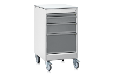 Schubladenblock 670 inkl. Rollen und Laminatplatte